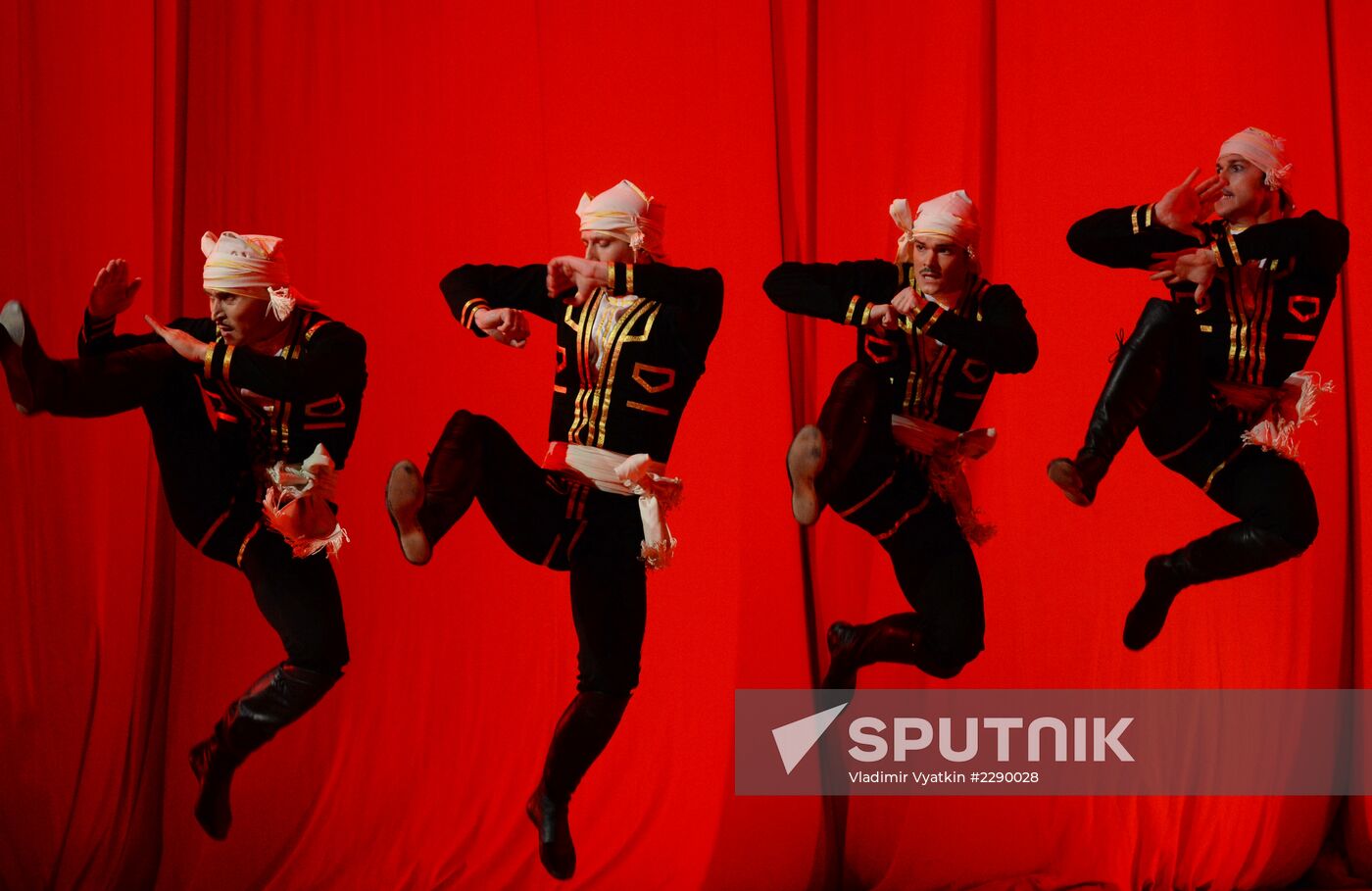 Premiere of 77th season of Igor Moiseyev Dance Ensemble