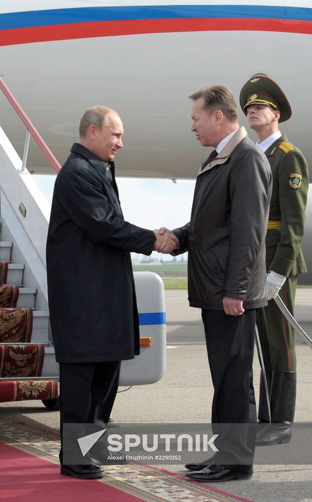 Vladimir Putin visits Belarus