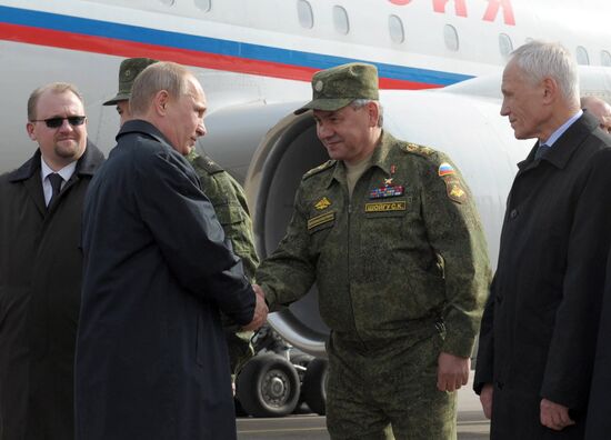 Vladimir Putin visits Belarus