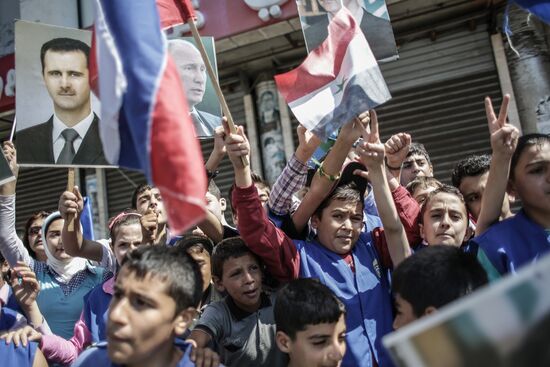 Rally to support Bashar al-Assad and Vladimir Putin in Latakia