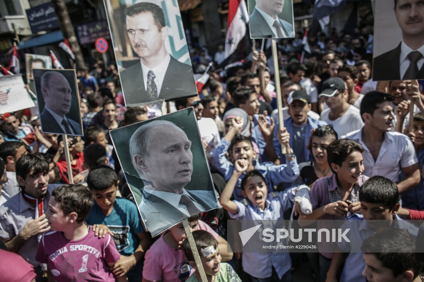 Rally to support Bashar al-Assad and Vladimir Putin in Latakia