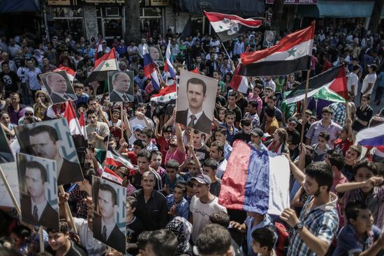 Rally to support Bashar al-Assad and Vladimir Putin in Latakia