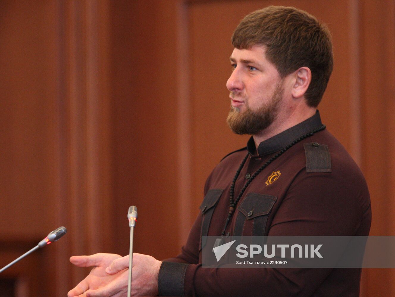 Chechen parliament of third convocation holds first session
