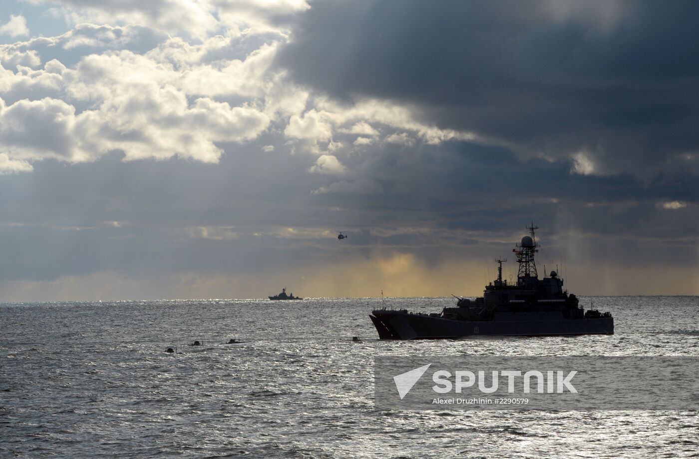 Vladimir Putin visits Kaliningrad Region