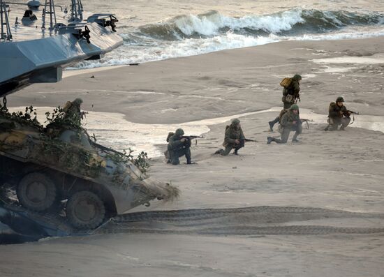 Vladimir Putin visits Kaliningrad Region