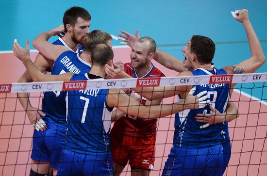 2013 Men's European Volleyball Championship. Serbia vs. Russia