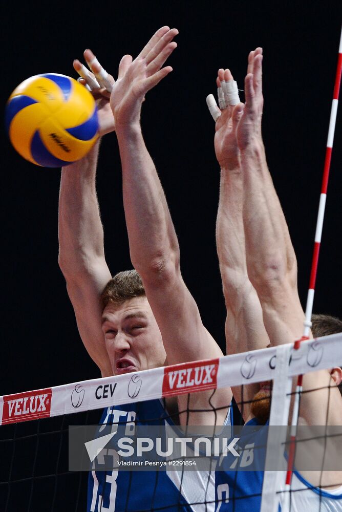 2013 Men's European Volleyball Championship. Serbia vs. Russia