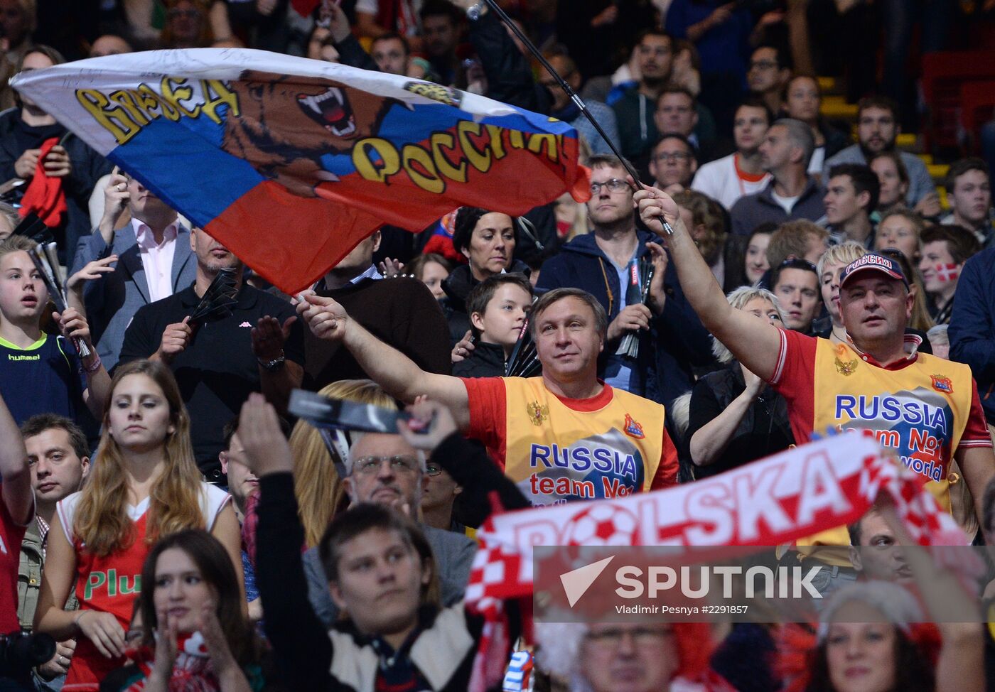 2013 Men's European Volleyball Championship. Serbia vs. Russia