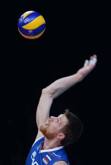 2013 Men's European Volleyball Championship. Serbia vs. Russia