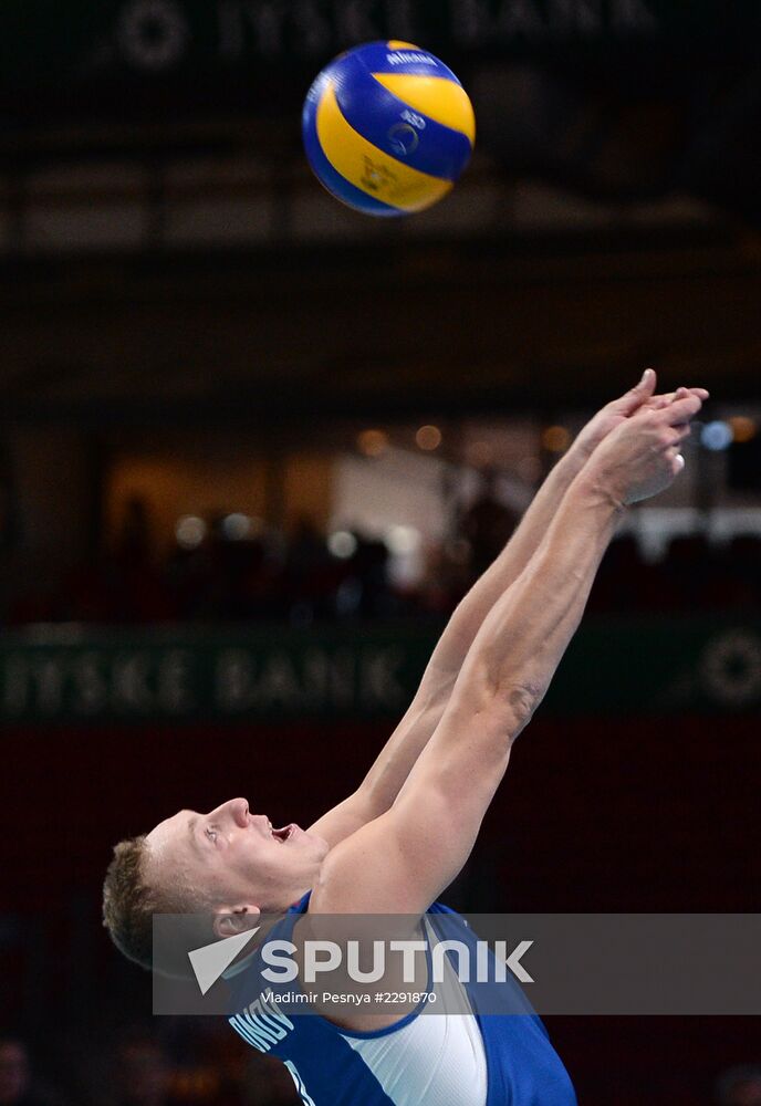 2013 Men's European Volleyball Championship. Serbia vs. Russia