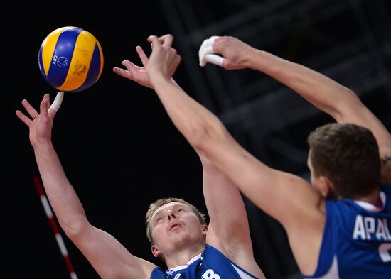 2013 Men's European Volleyball Championship. Serbia vs. Russia