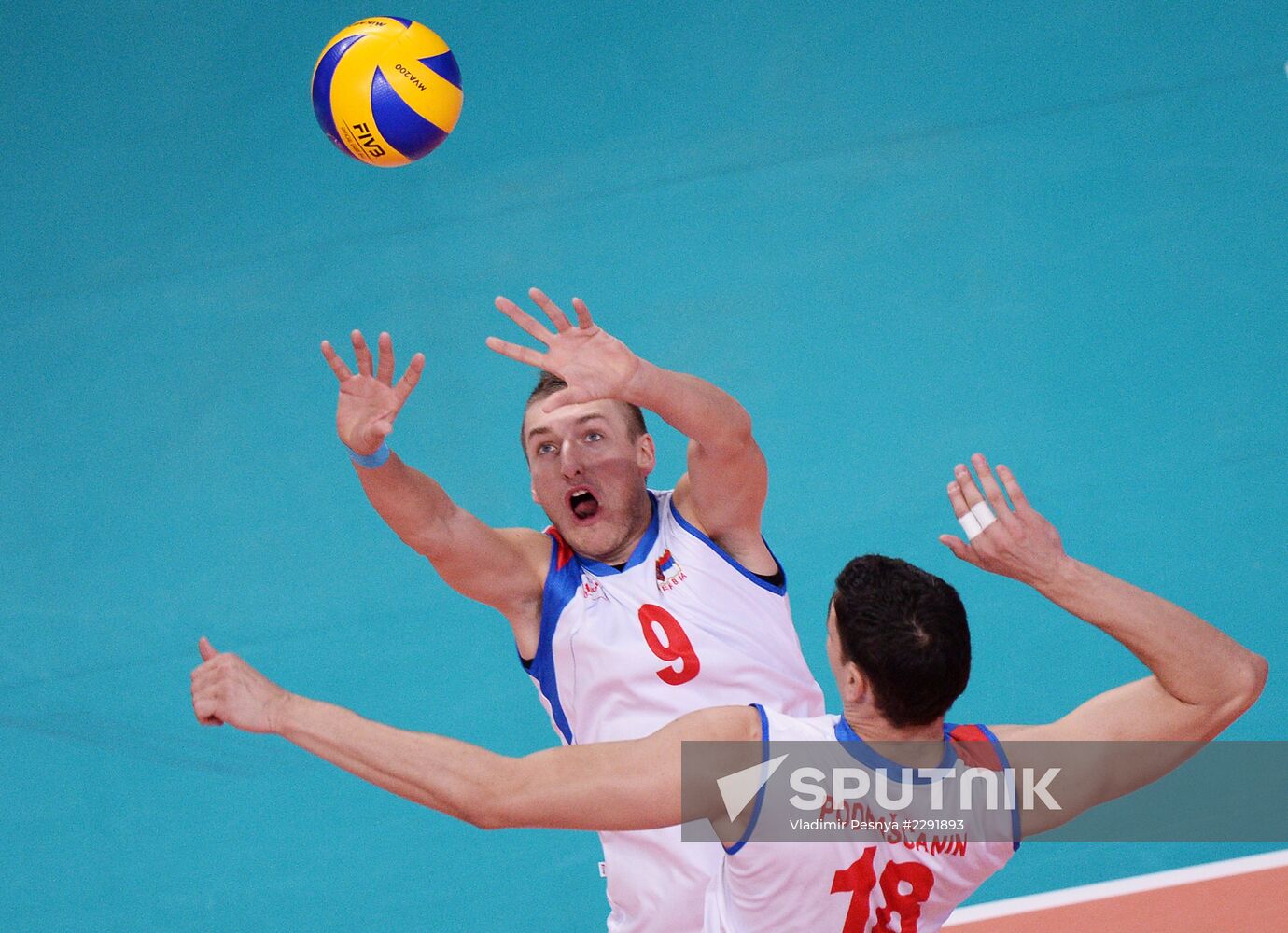 2013 Men's European Volleyball Championship. Serbia vs. Russia