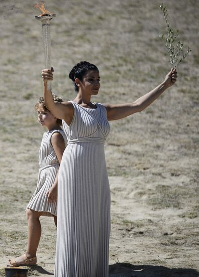 Ceremony lighting the Olympic flame