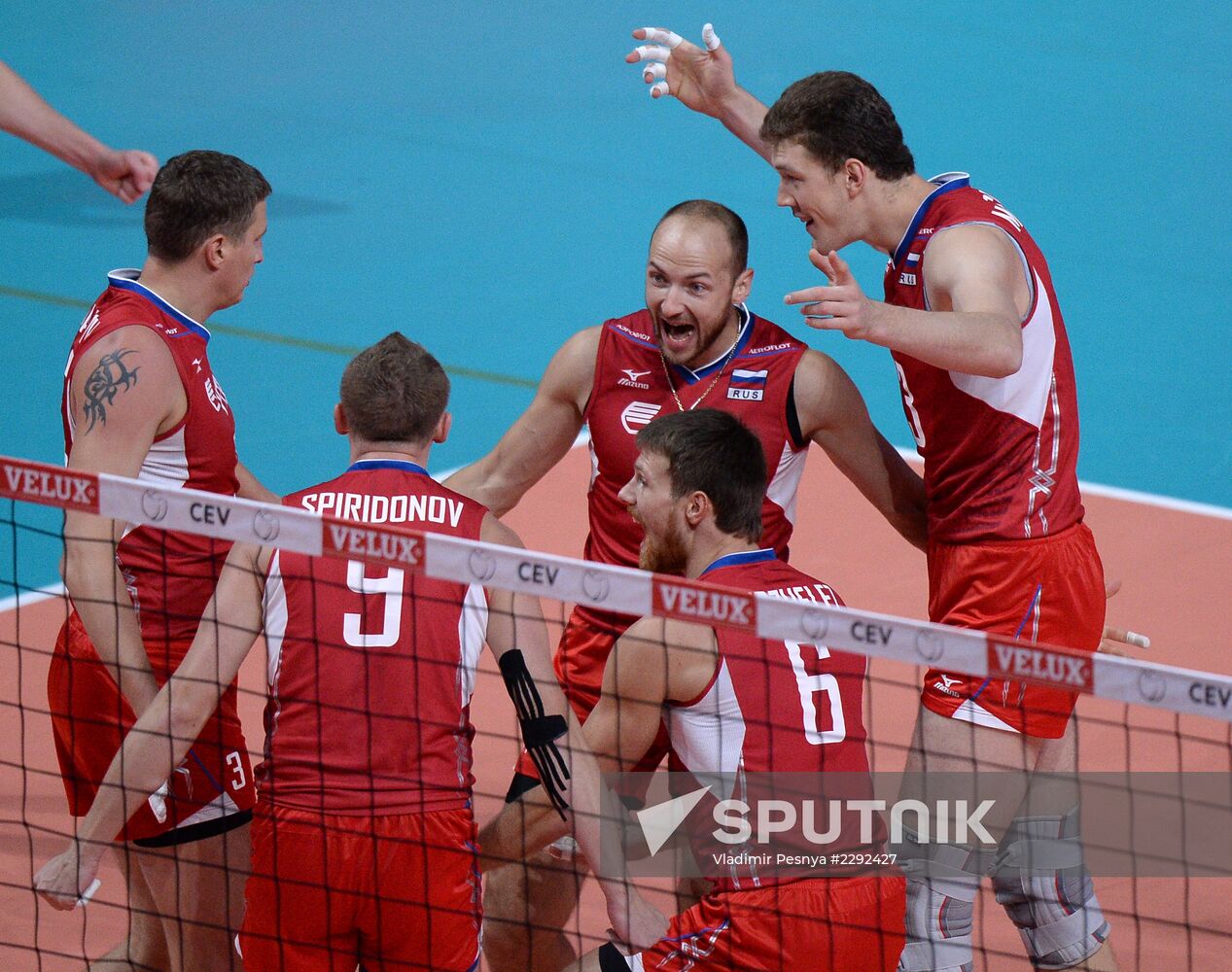2013 Men's European Volleyball Championship. Finals