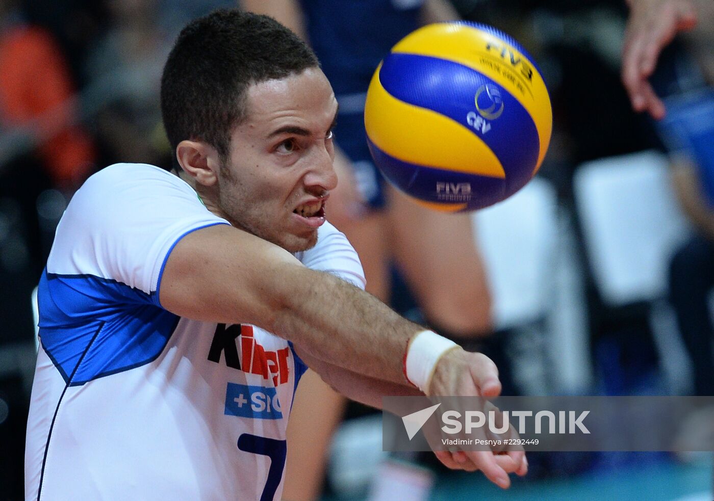2013 Men's European Volleyball Championship. Finals