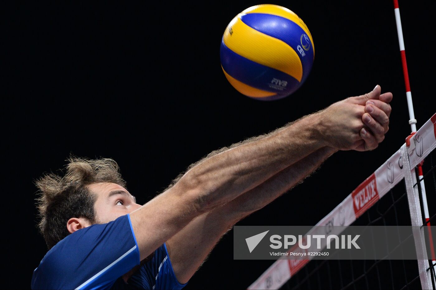 2013 Men's European Volleyball Championship. Finals