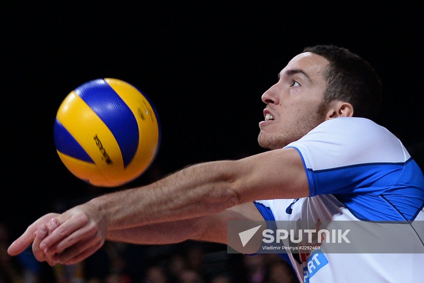 2013 Men's European Volleyball Championship. Finals