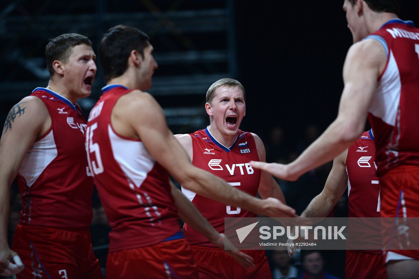 2013 Men's European Volleyball Championship. Finals