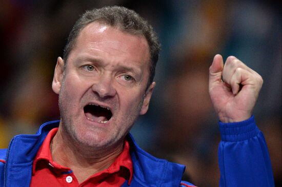 2013 Men's European Volleyball Championship. Finals