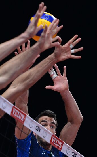 2013 Men's European Volleyball Championship. Finals