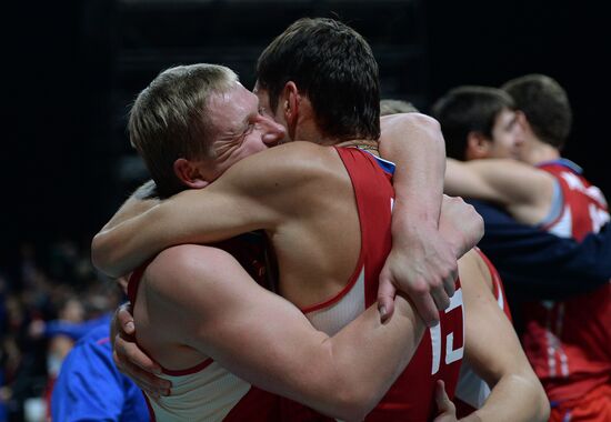 2013 Men's European Volleyball Championship. Finals