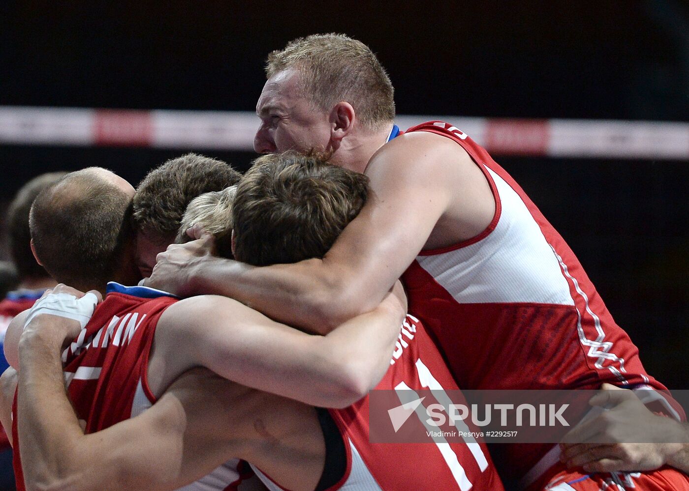 2013 Men's European Volleyball Championship. Finals