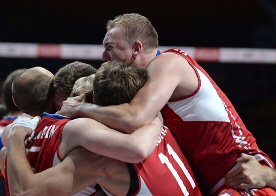 2013 Men's European Volleyball Championship. Finals