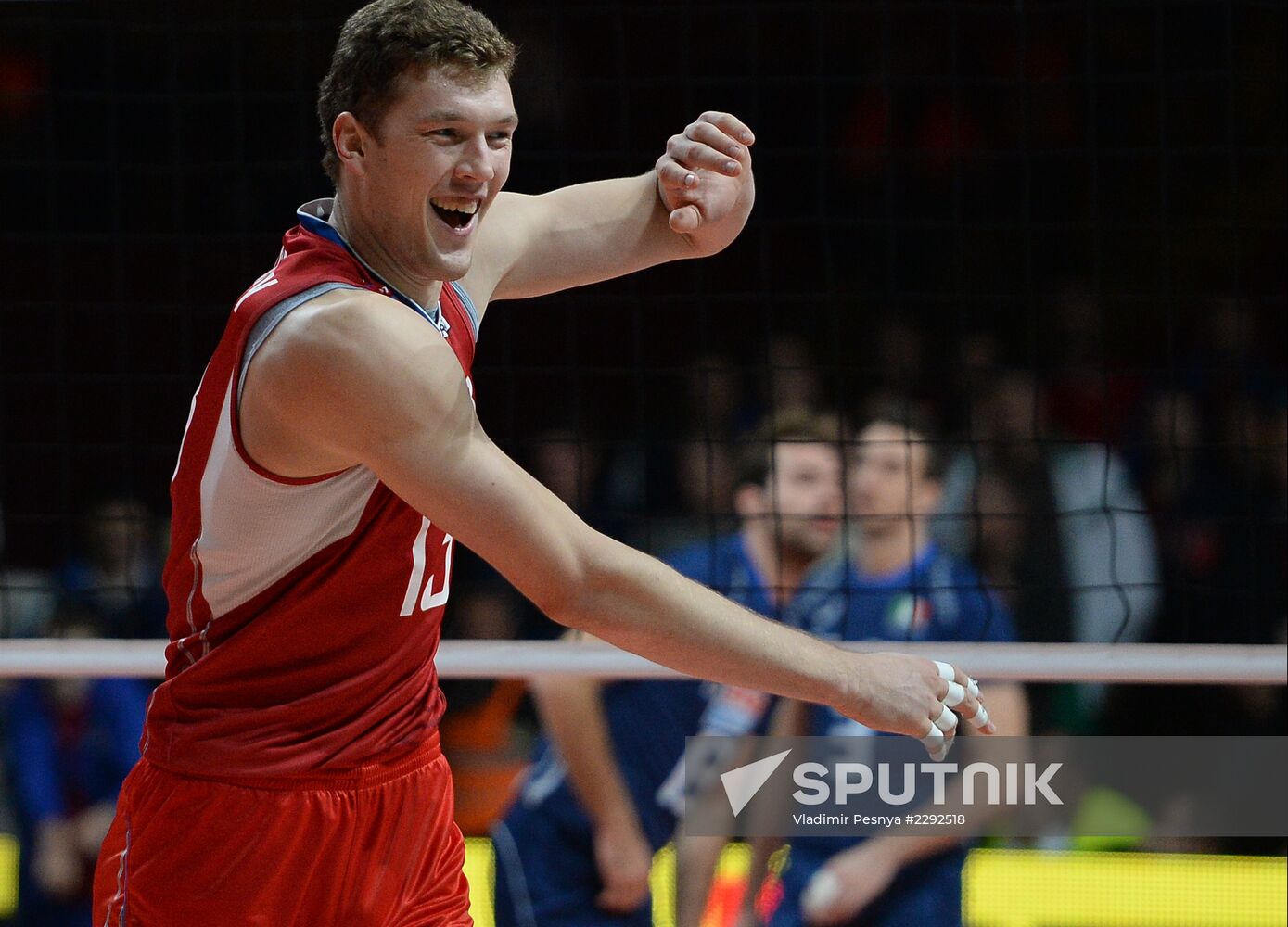 2013 Men's European Volleyball Championship. Finals