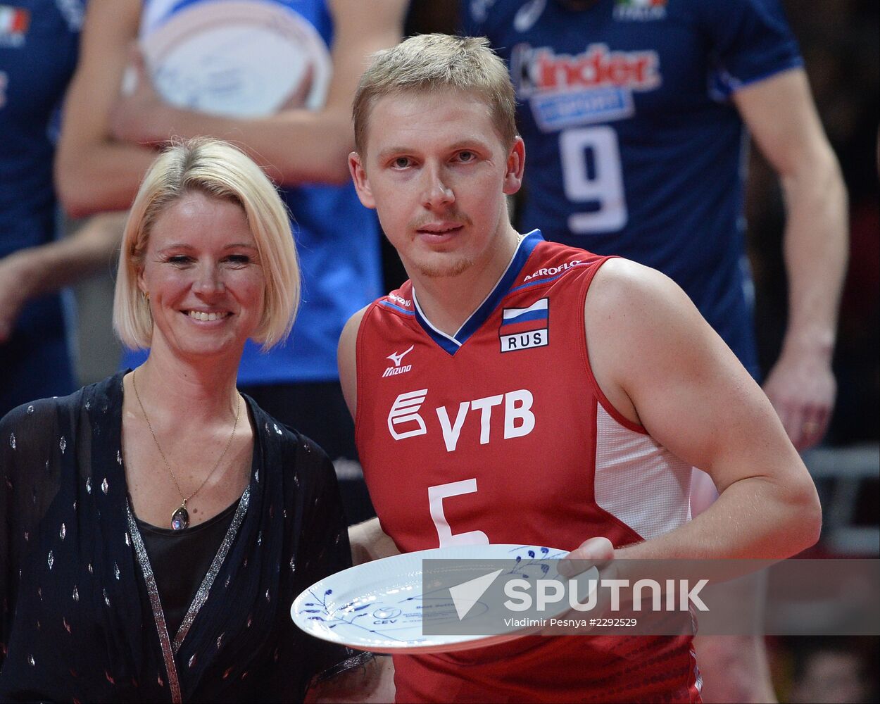 2013 Men's European Volleyball Championship. Finals