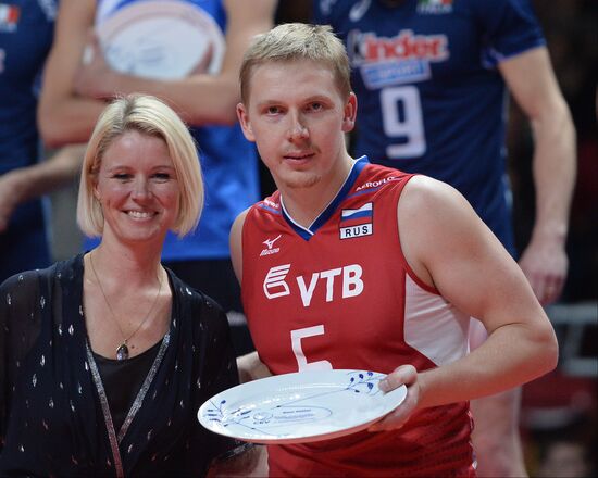 2013 Men's European Volleyball Championship. Finals