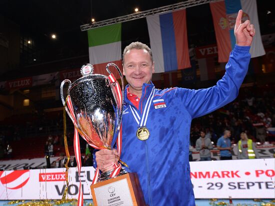 2013 Men's European Volleyball Championship. Finals
