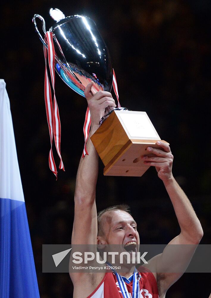 2013 Men's European Volleyball Championship. Finals