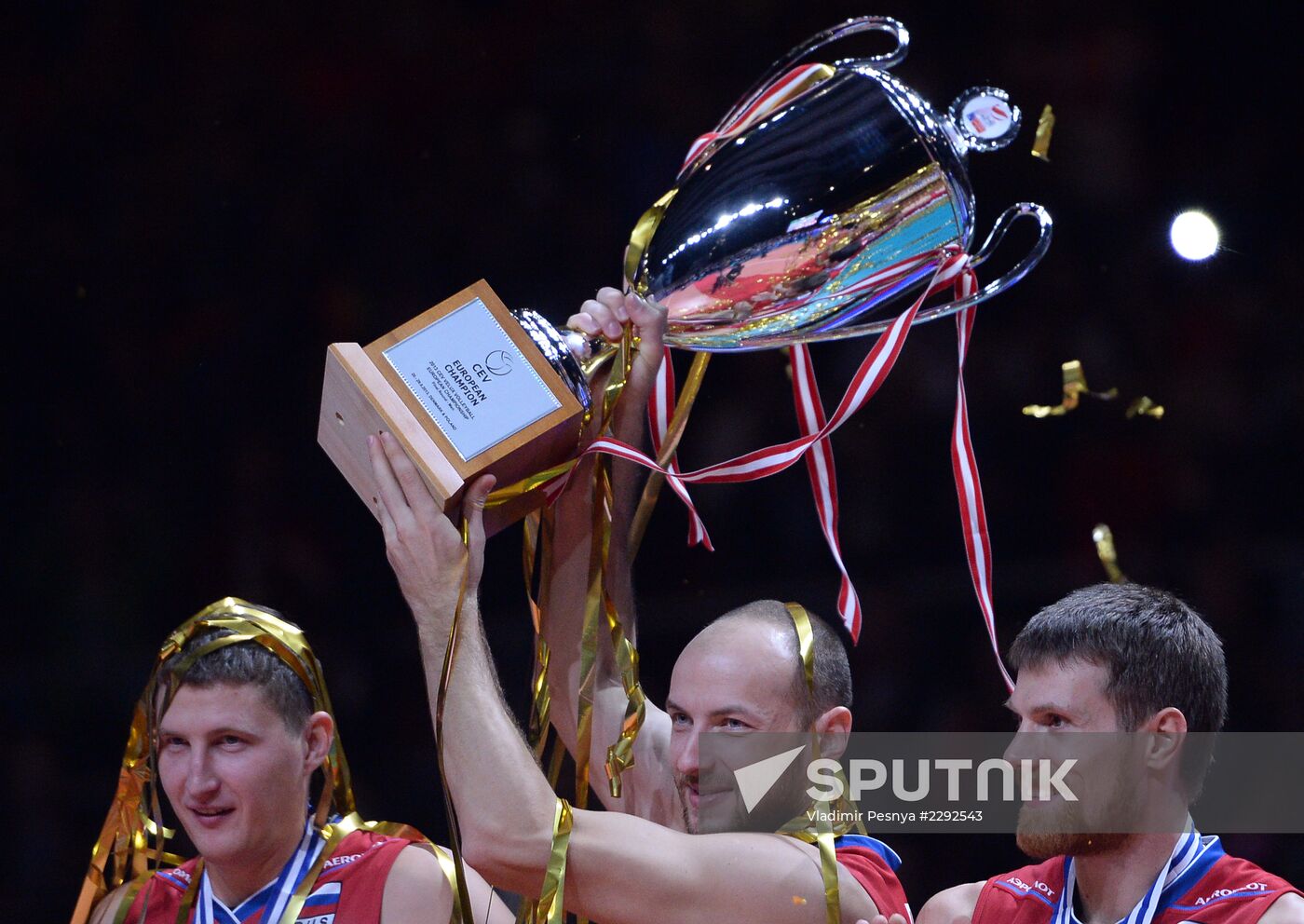 2013 Men's European Volleyball Championship. Finals