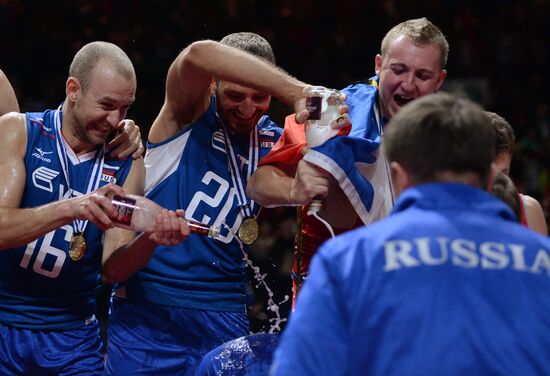 2013 Men's European Volleyball Championship. Finals