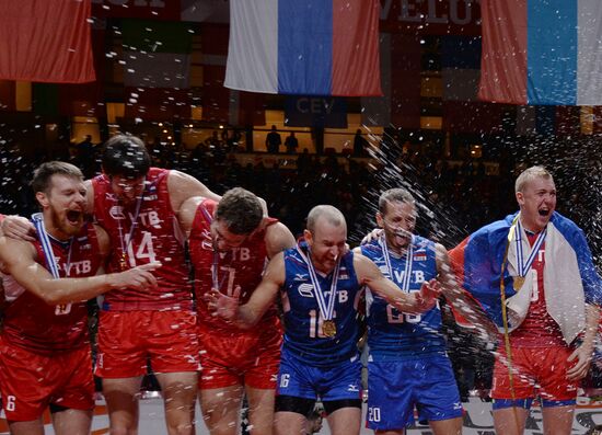 2013 Men's European Volleyball Championship. Finals
