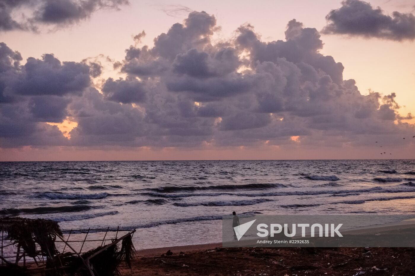 Syrian-Lebanese border and life in Latakia