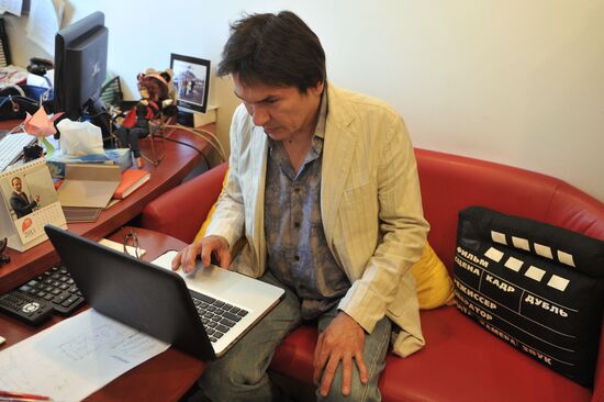 Filming Marat Kim's TV series "Women on the Verge"