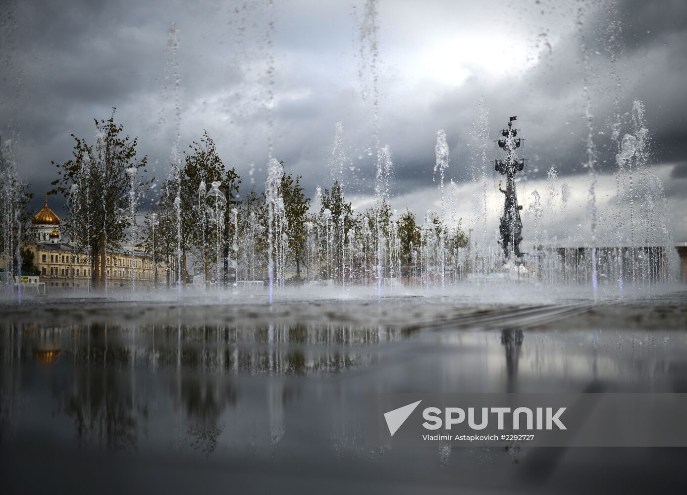 Remodeling of Krymskaya Embankment to be completed