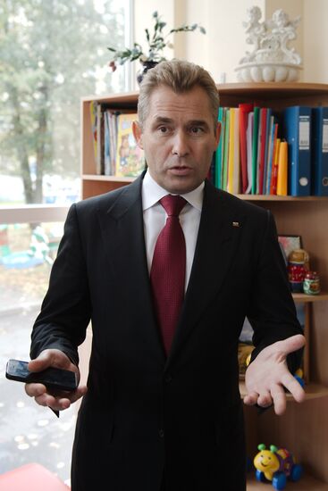 Pavel Astakhov inspects St. Petersburg children's institutions