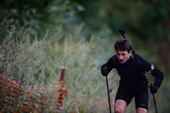 Classes for skiers and biathletes at ANO SOC "Youth"
