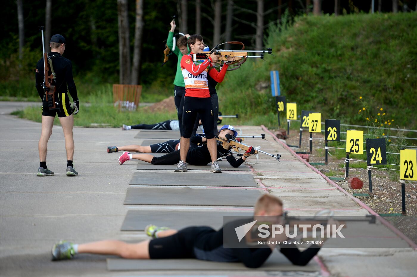 Classes for skiers and biathletes at ANO SOC "Youth"