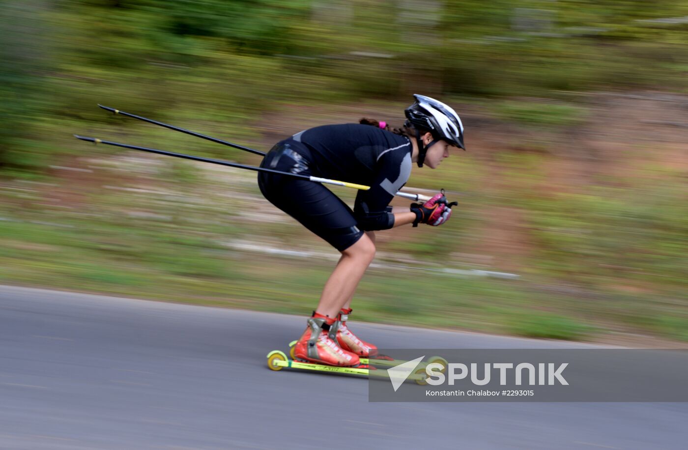 Classes for skiers and biathletes at ANO SOC "Youth"