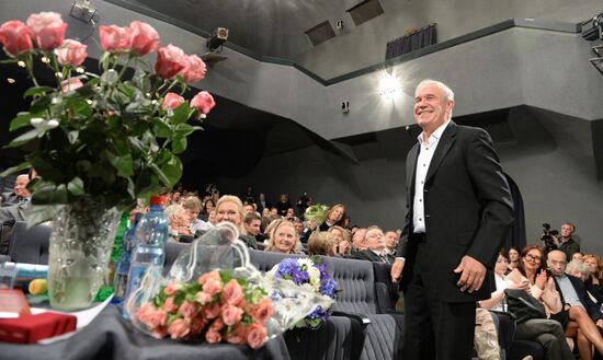 Meeting of 'Sovremennik' theater crew