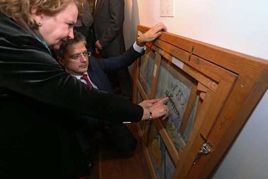 A Dialogue Through Art: Works from The Jan Krugier Collection