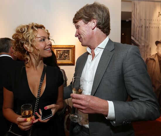 A Dialogue Through Art: Works from The Jan Krugier Collection
