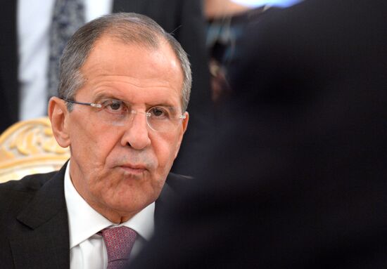 Sergei Lavrov meets with Indian Foreign Minister Salman Khurshid