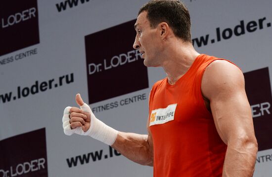 Boxing. Training of Povetkin and Klitschko before fight