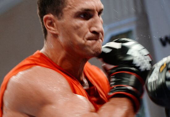 Boxing. Training of Povetkin and Klitschko before fight