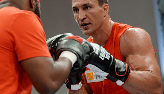 Boxing. Training of Alexander Povetkin and Vladimir Klitschko before fight