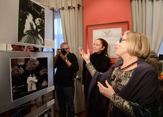 Exhibition devoted to Inna Churikova's jubilee opens